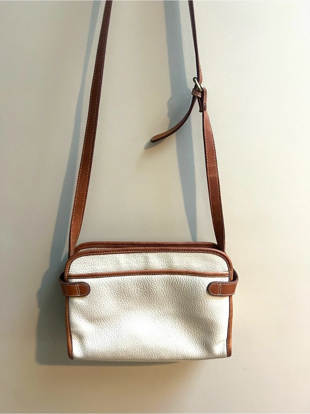 Liz Claiborne off white pebble leather  Crossbody Bag